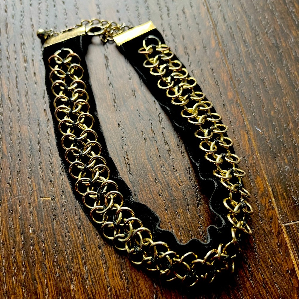 Gorgeous Black & Gold edgy Choker necklace UO